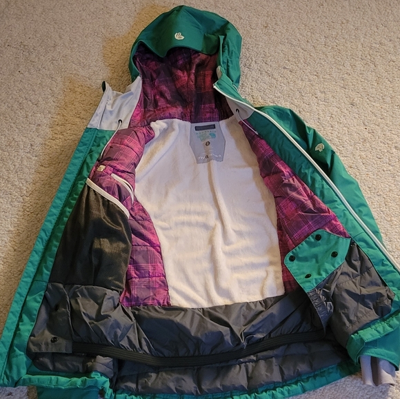 Mountain Hardware Ski Jacket XS - Picture 3 of 6